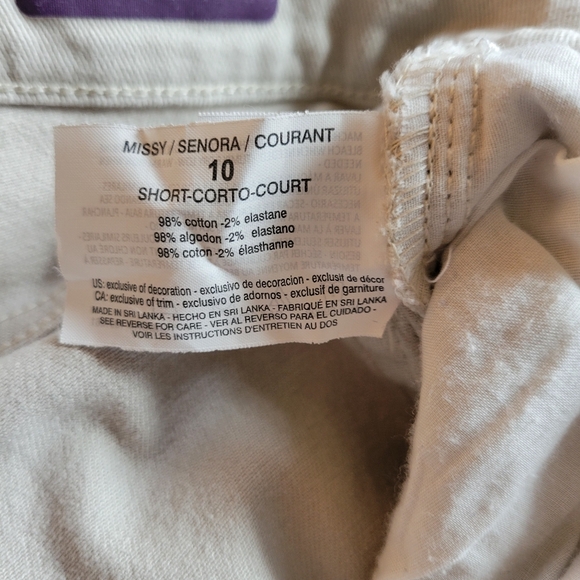 Gloria Vanderbilt Amanda Jeans Khaki Tan Classic Denim 10 Short Beige - Picture 5 of 5